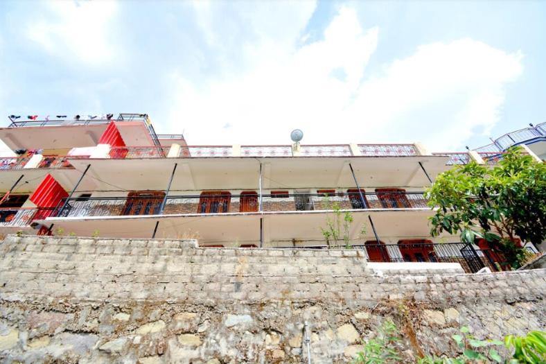 Sunrise View Homestay Kasauli Exterior foto